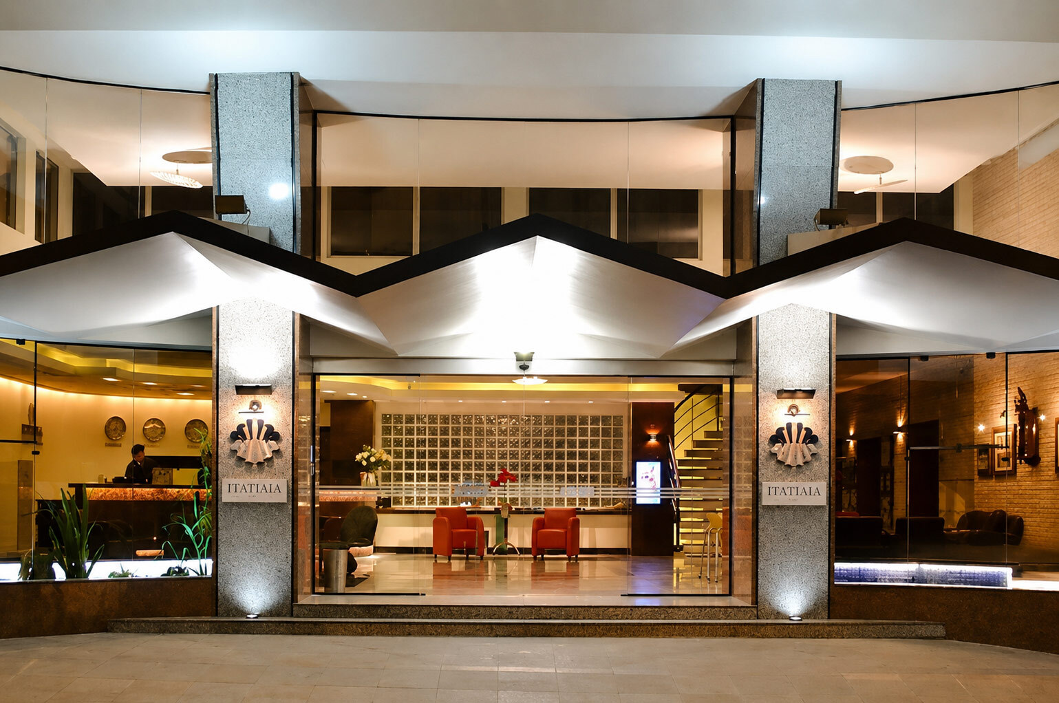 Saguão do Itatiaia Hotel em Passo Fundo